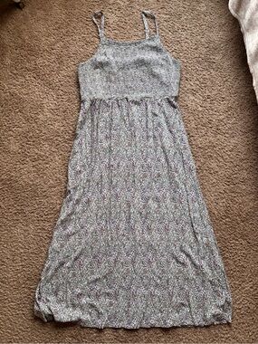 Old Navy Light Gray Floral Smocked Maxi Dress